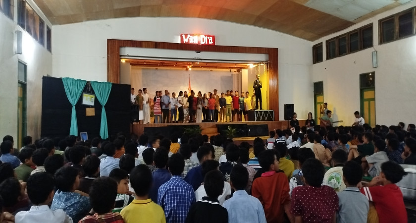 Siswa Sanpio dan SMAN 6 Kota Komba Pentaskan Teater 